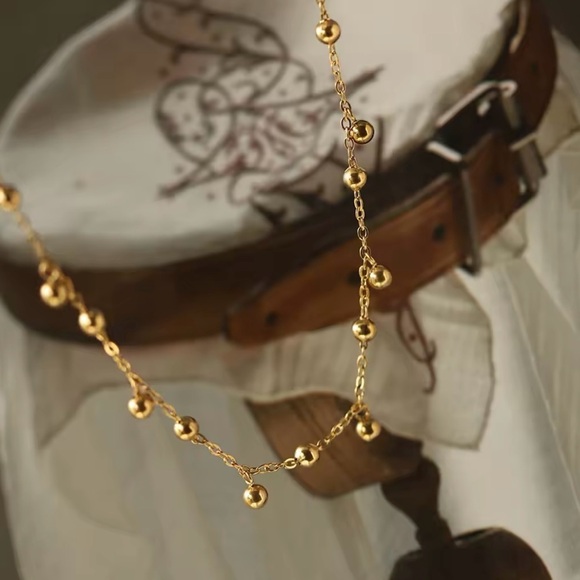 Jewelry - 18K Gold Plated Handmade Bead Ball Lace Short Chain Clavicle Raindrop Necklace